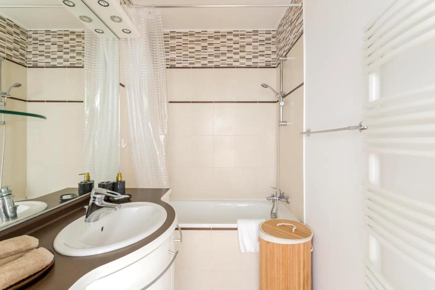 8P - 3Br Le Marais Spacious - Central - Historic Apt Paris Exterior foto
